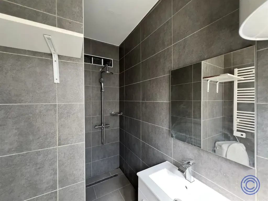 Salles de bain - Appartements avec Garages dans le Centre d'Anvers