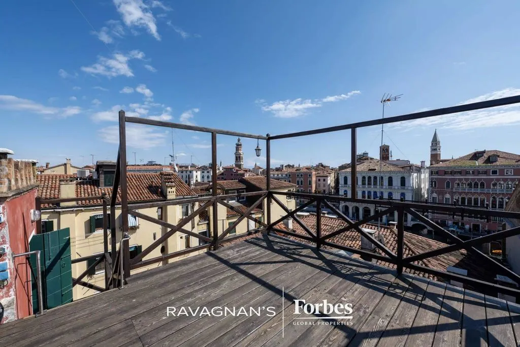 Terrasse - Luxury Penthouse with Canal View in Venice