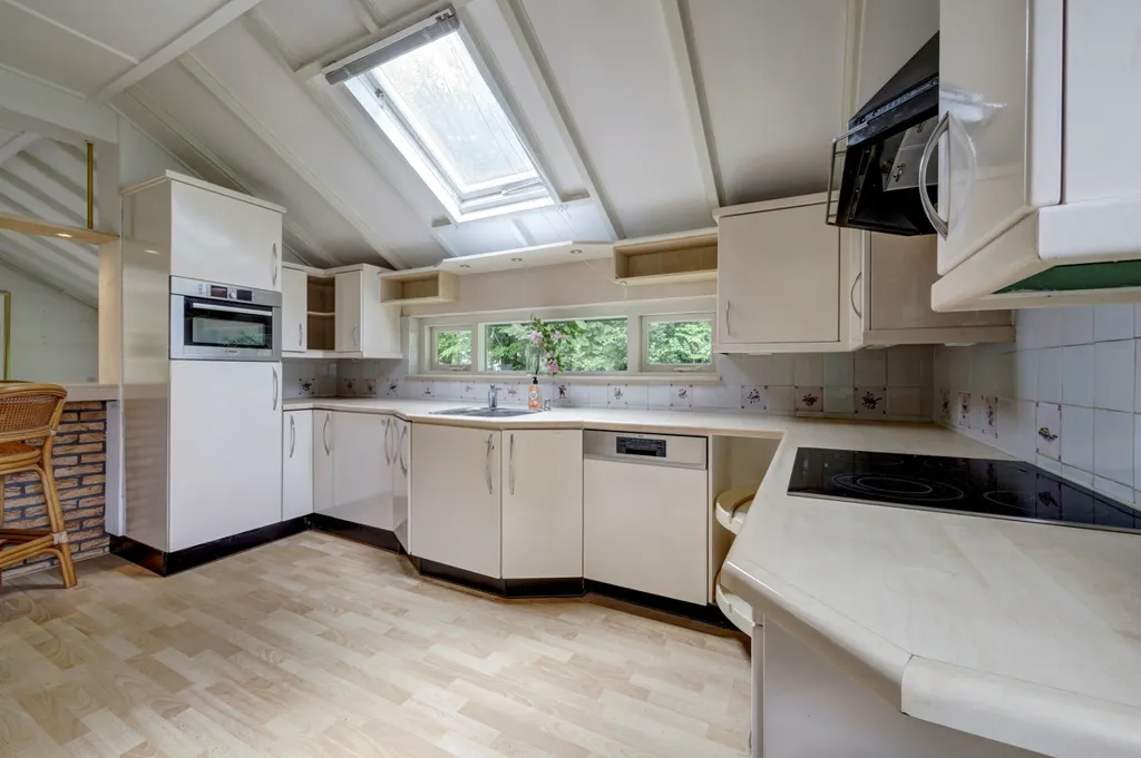 Cuisine - Villa with Mature Trees in Ugchelen