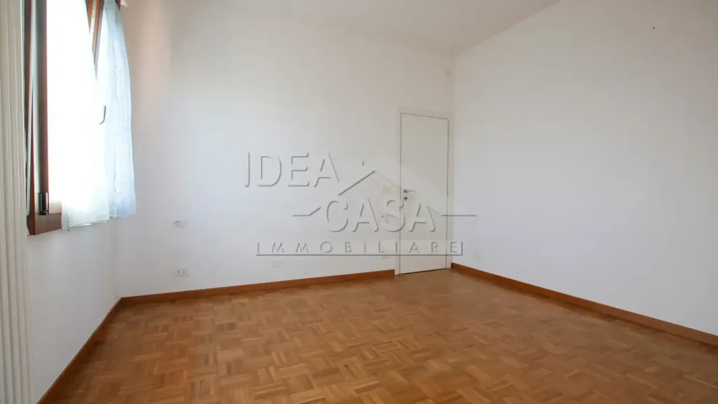 Pièces - Spacious Apartment with Lift in Concordia