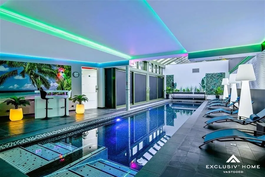 Piscine - Villa Moderne avec Spa à Bruxelles Ouest