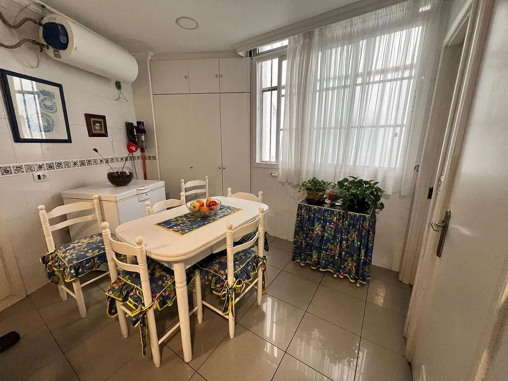 Sala da pranzo - Apartment with Garage in Las Palmas Centre