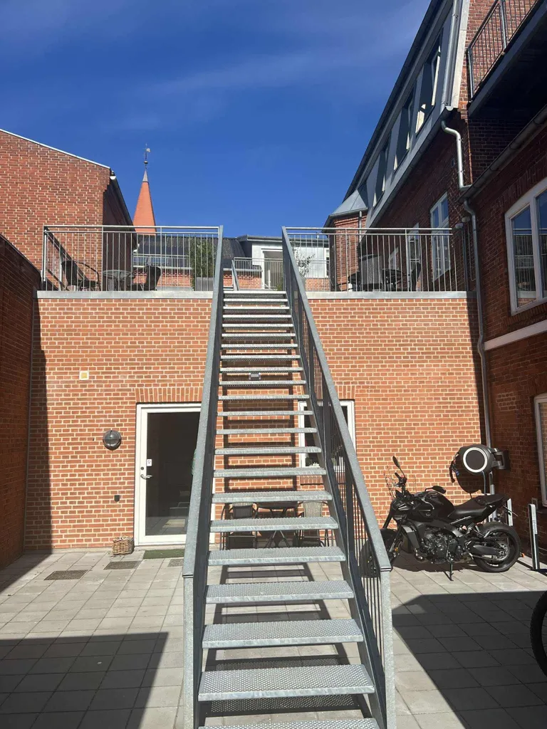 Toad - Renovated Flat with Terrace in Gågaden