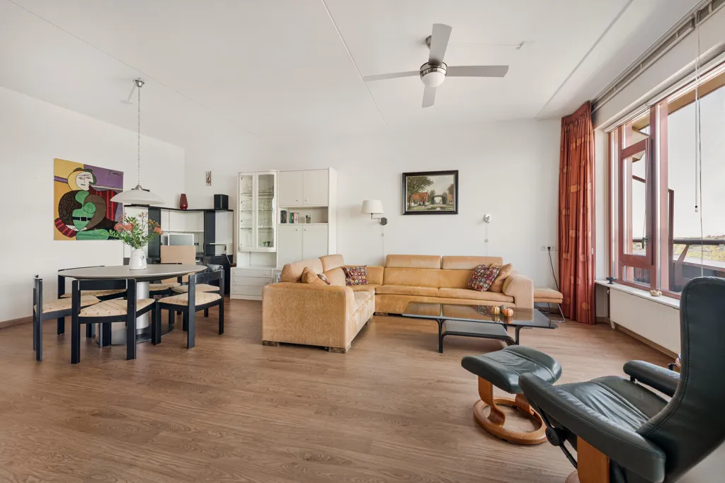 Séjour - Flat with City View in Haarlem