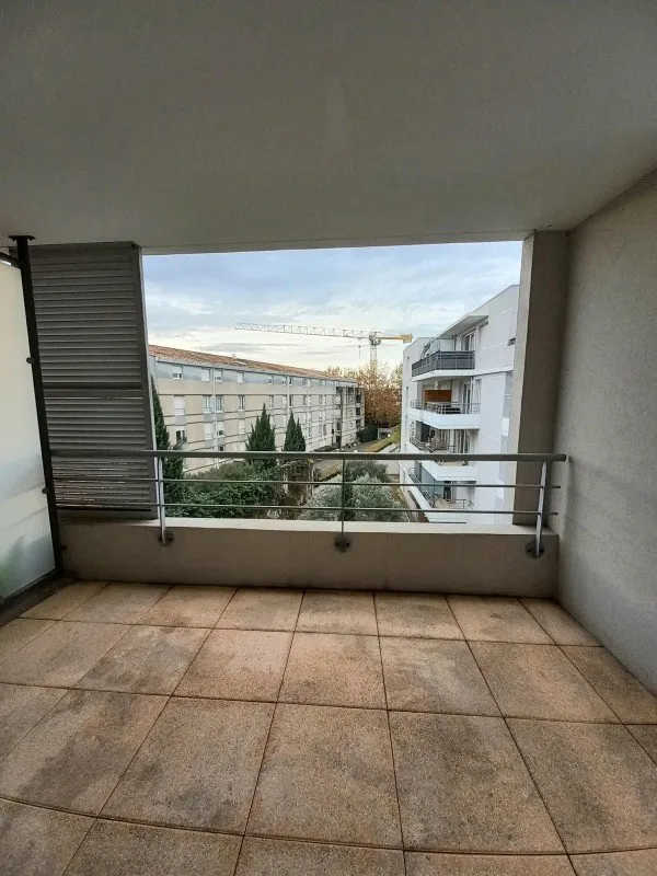 Balcon - Appartement T2 avec Terrasse à Avignon