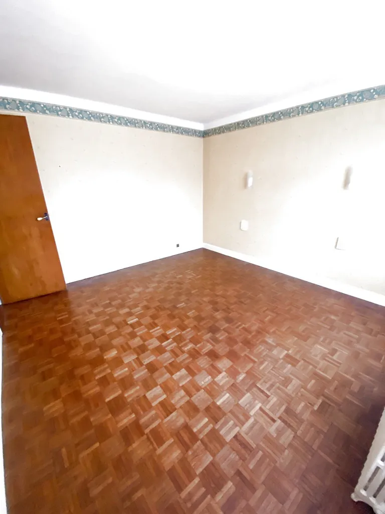other_room
