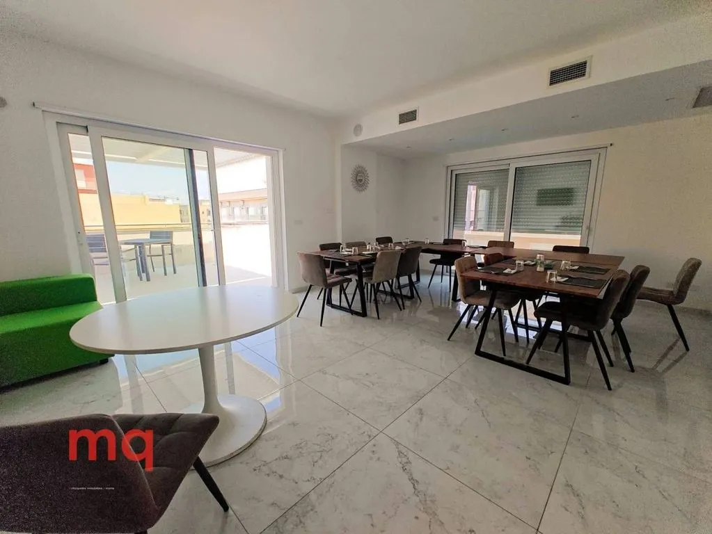 Salle à manger - Luxury Penthouse with Pool in Milazzo