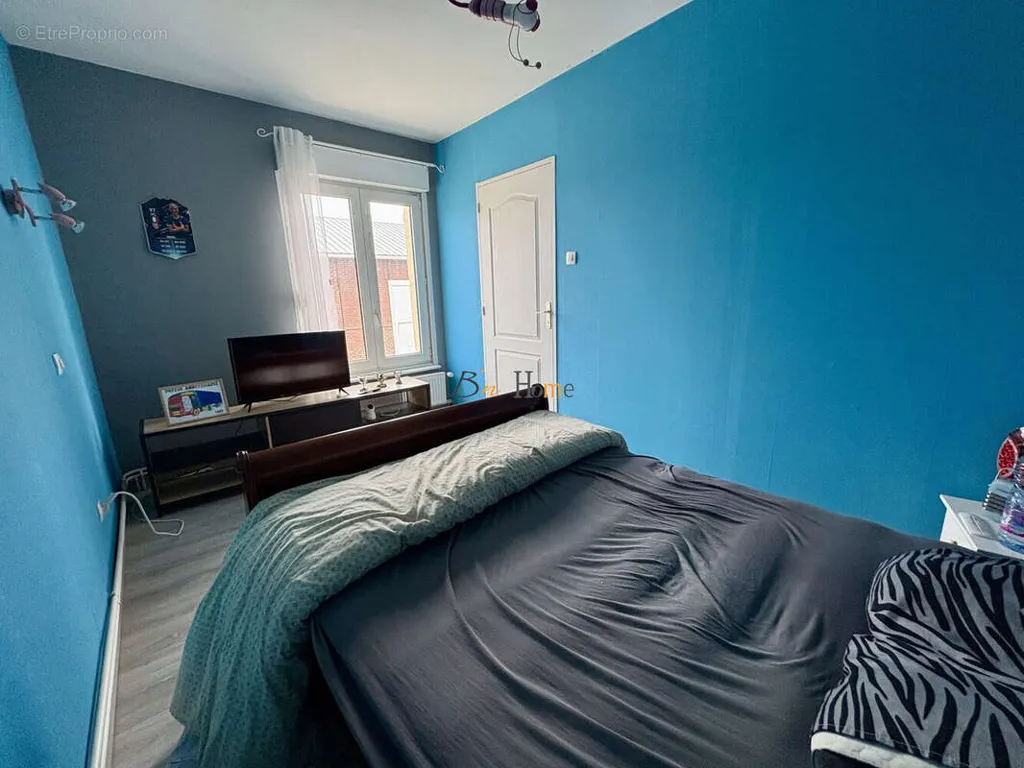 Chambres - Maison avec Cour au Calme à Queant