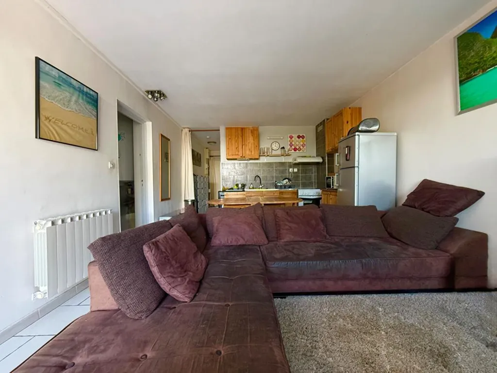 Elutuba - Ground Floor Apartment with Garden in Ruoms
