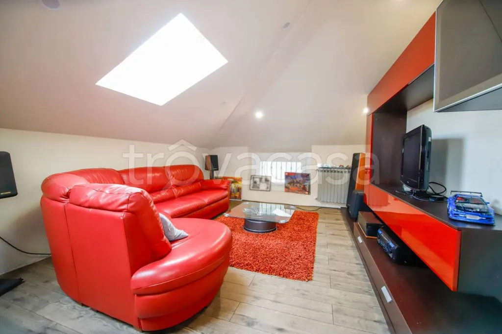Séjour - Modern Villa with Private Garden in Lombardore