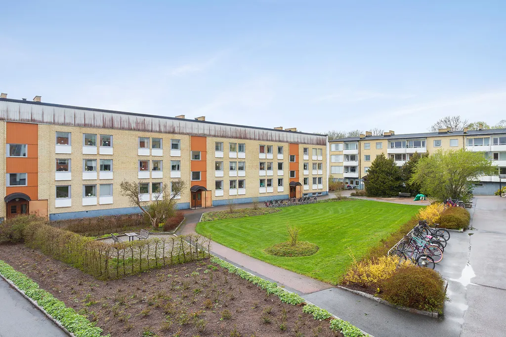 Jardin - Apartment with Balcony in Uppsala's Tunabackar