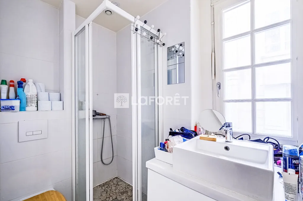 Salles de bain - Studio au Calme sur Île Saint-Louis, Paris