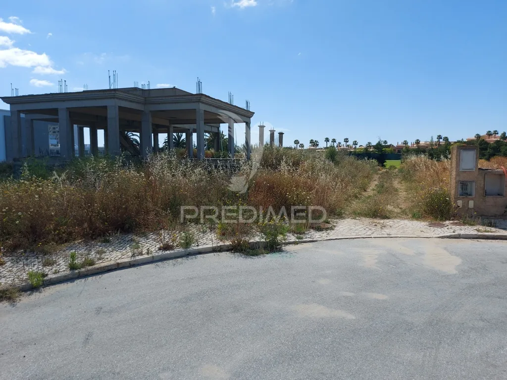Aed - Luxury Plot in Select Porto de Mós, Lagos