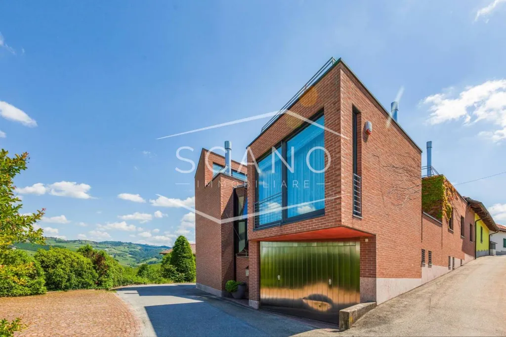 Exterior - Architectural Villa with Panoramic View in Alba