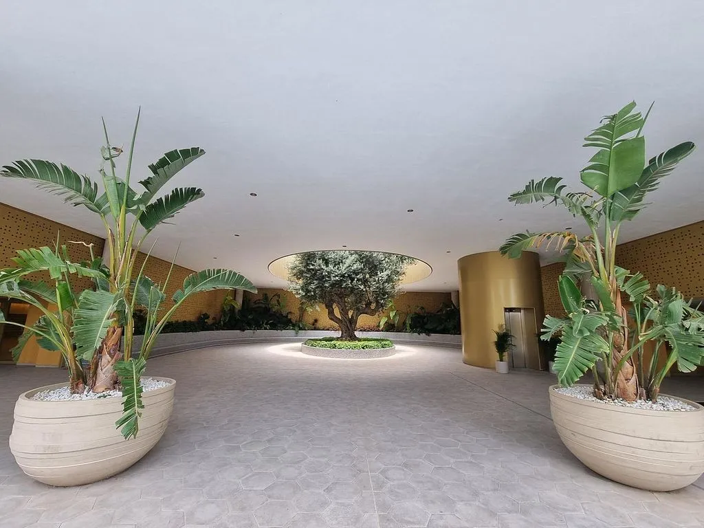 hallway_entrance