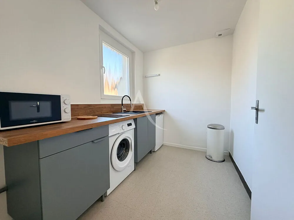Meubled Studio with Intercom in Reims