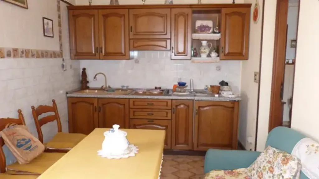Salle à manger - Rustic Property with Garden in Cervere