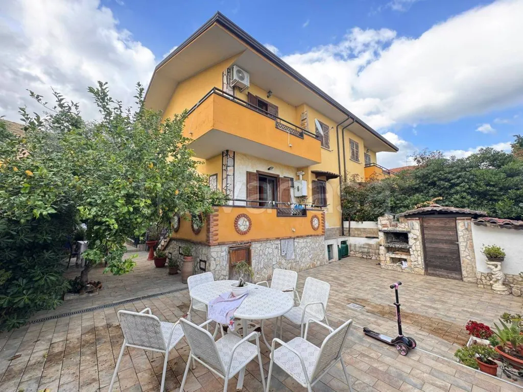 Terrasse - Villa with Private Garden in Vitulazio