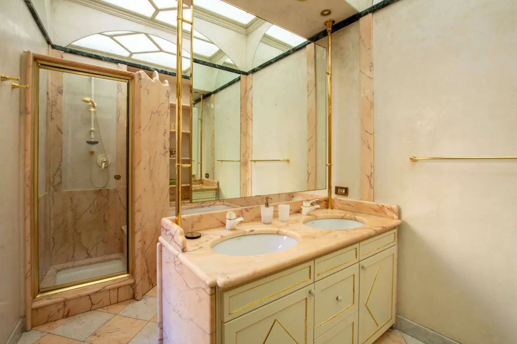 Vannitoad - Historic Apartment with Soppalco in Torino