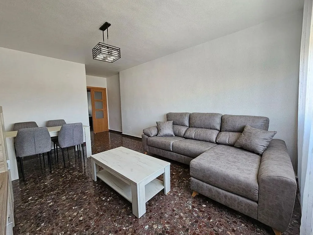 Séjour - 2-Bedroom Flat with Balcony in San Ginés