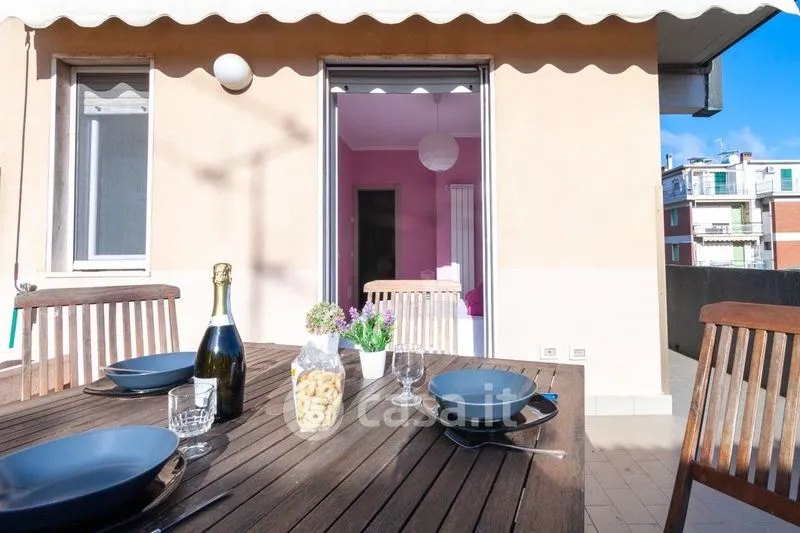 Rõdu - Rented Duplex with Terrace in Follonica
