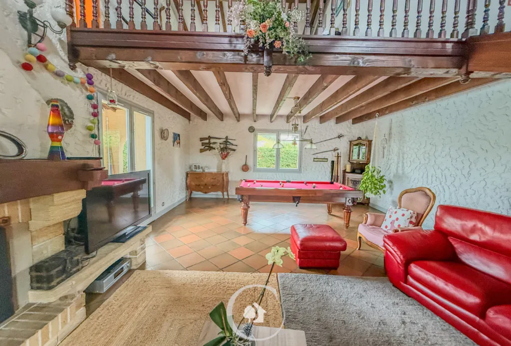 Séjour - Maison Landaise avec Piscine et Garage XXL à Germignan