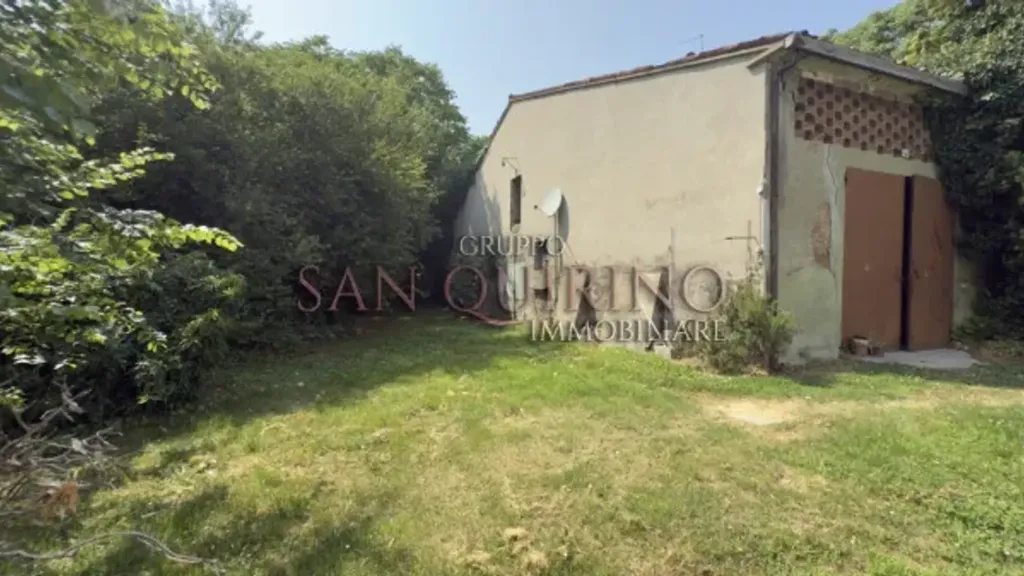 Giardino - Villa da ristrutturare con giardino a Pomponesco