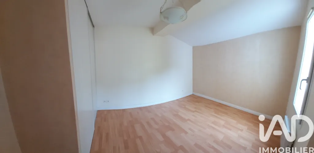 Pièces - Maison de Plain-pied avec Terrasse à Périgny