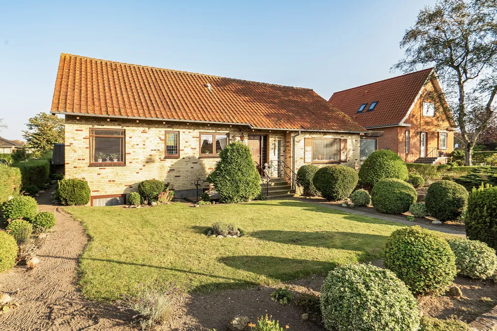 Jardin - Charming Villa with Garden in Vinderup Centre