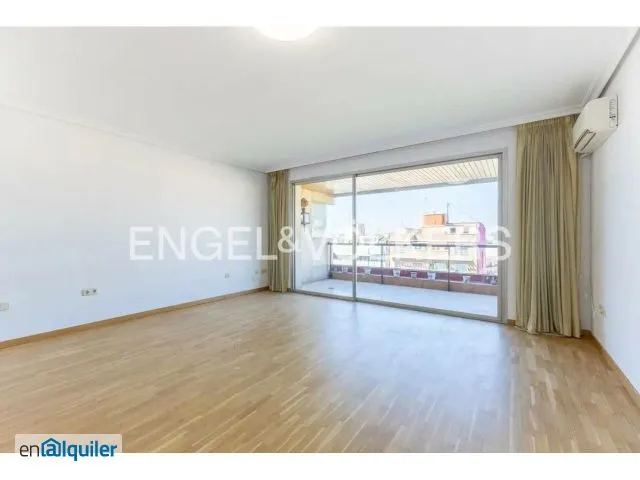 Magamistoad - Apartment with Terrace in Extramurs, Valencia