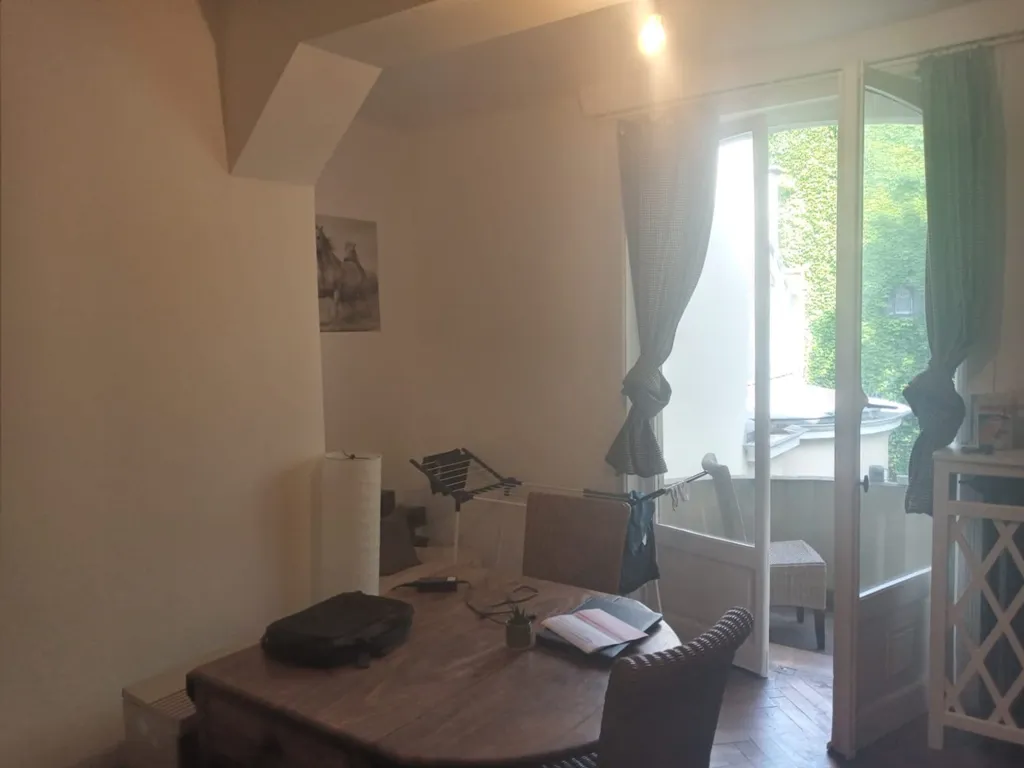 Salle à manger - Studio avec Vue Verdure à Ixelles