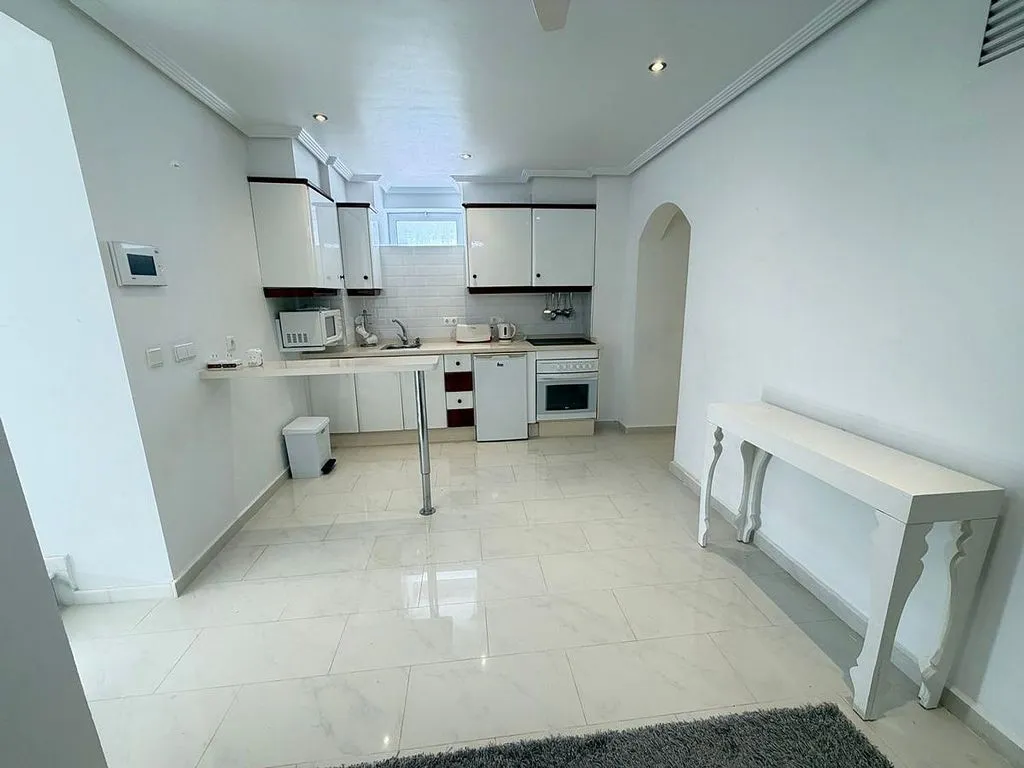 Cuisine - House with Pool and Garden in Orihuela