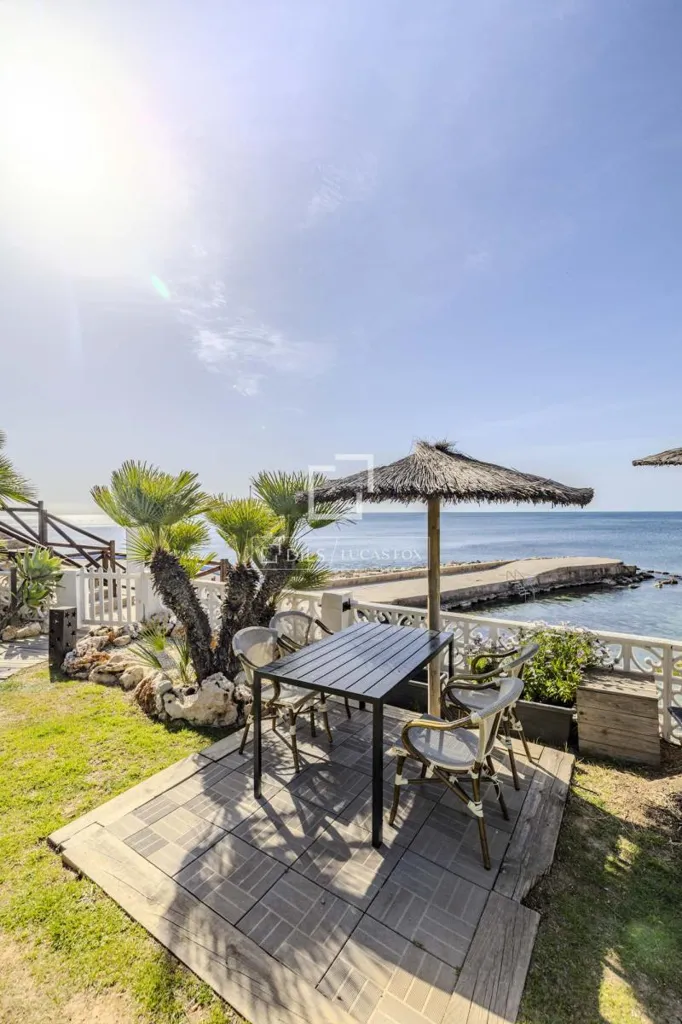Terrass - Refurbished Boutique Aparthotel with Pool in Benissa