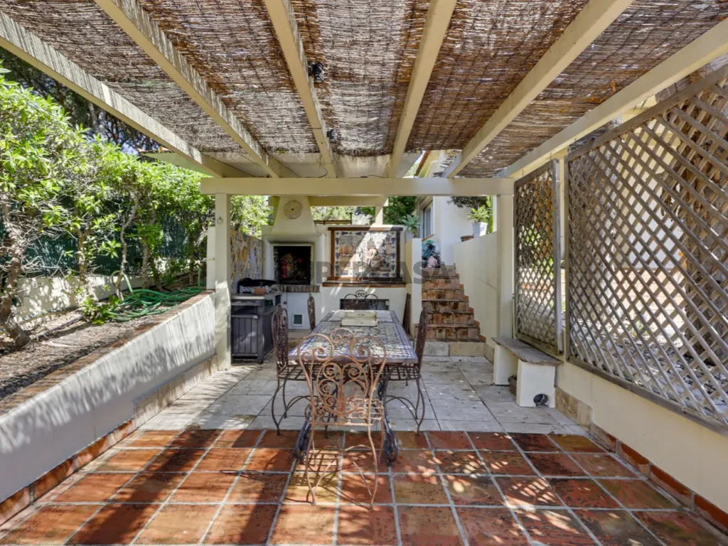 Terrace - Detached Villa with Pool in Fonte Santa, Loulé