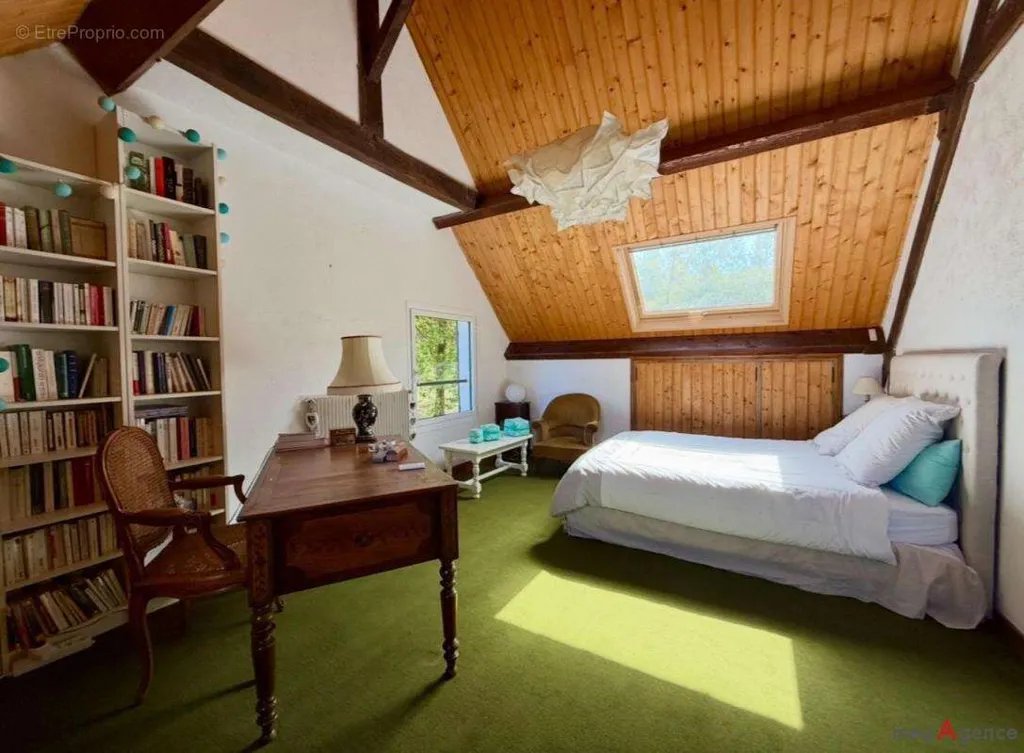 Chambres - Maison 6 pièces à Guer
