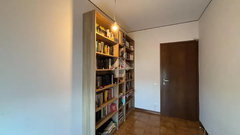Kabinet - 3-Bedroom Apartment with Balcony in Cadoneghe
