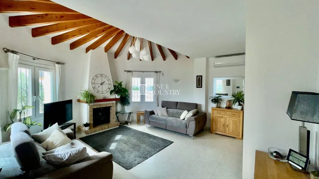 Elutuba - Modern Villa with Panoramic Views in Pedreguer