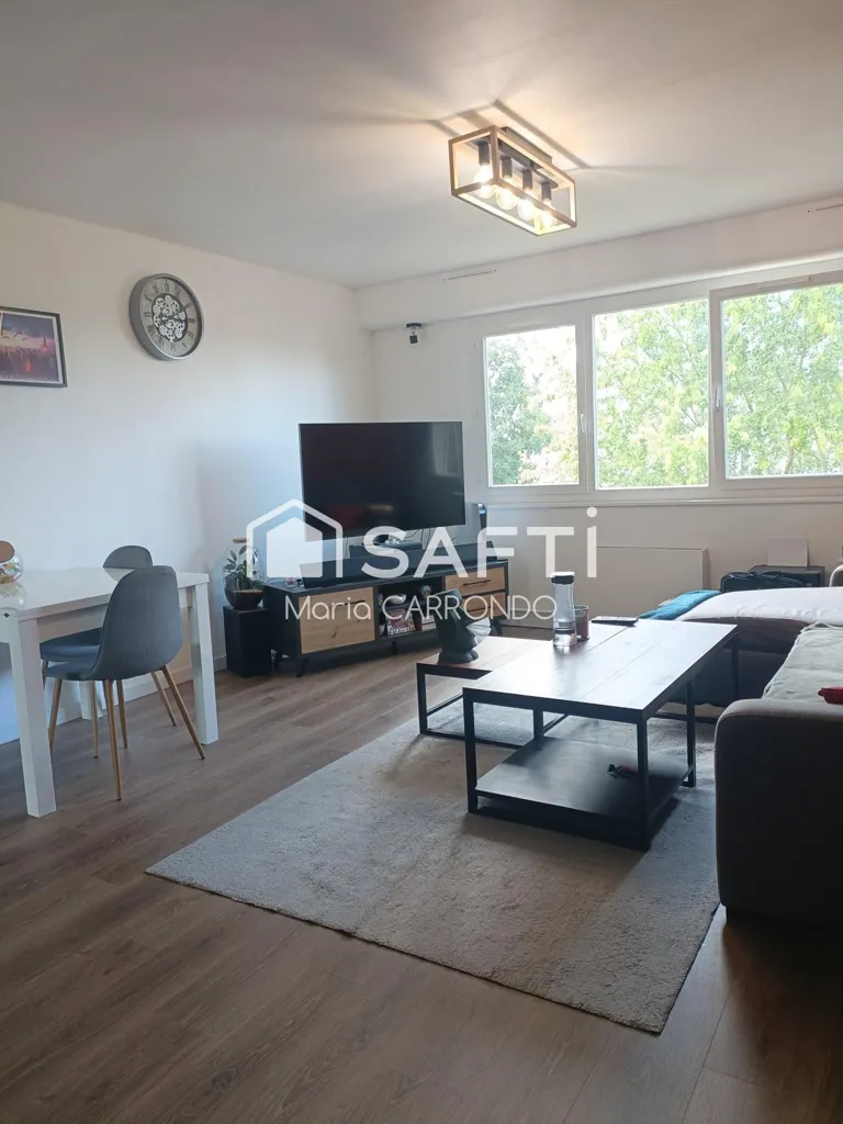 Séjour - Appartement 4 Pièces avec Parking à Saint-Saulve