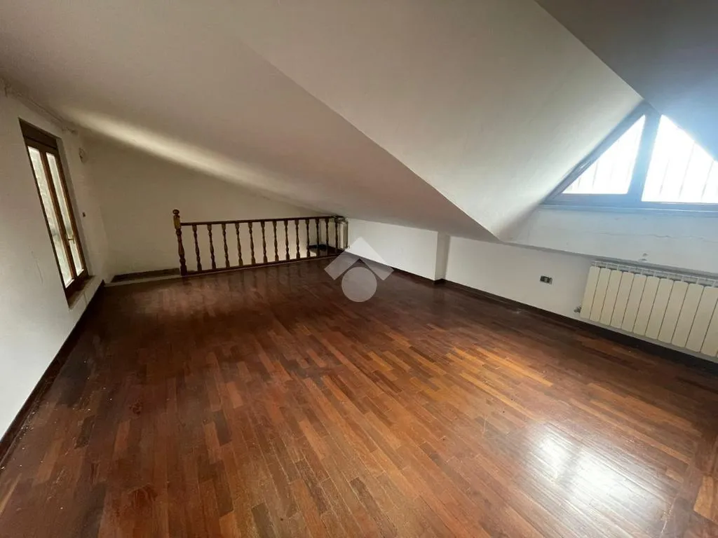 Pièces - Attic Apartment with Terrace in Terni