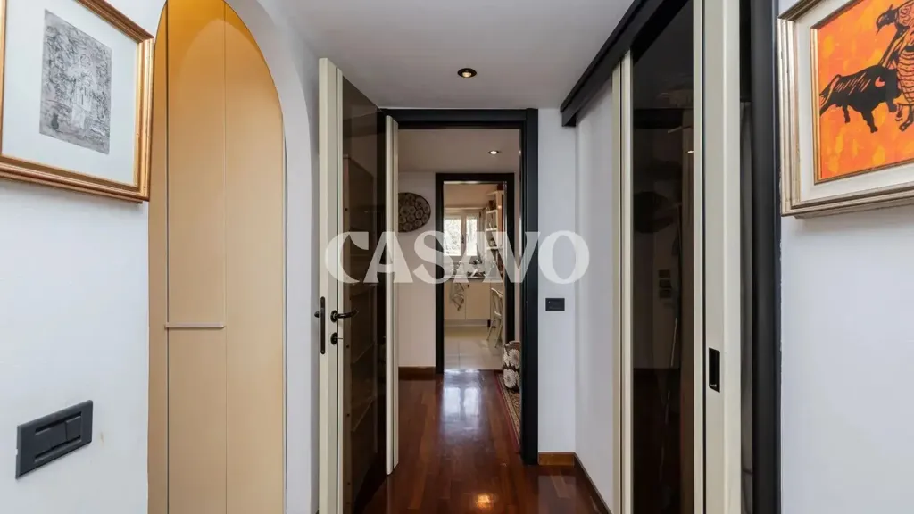 hallway_entrance