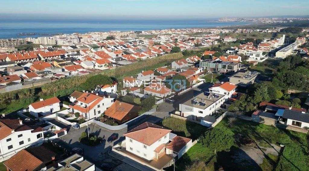 Aerial - Single-Story Villa with Terrace in Porto