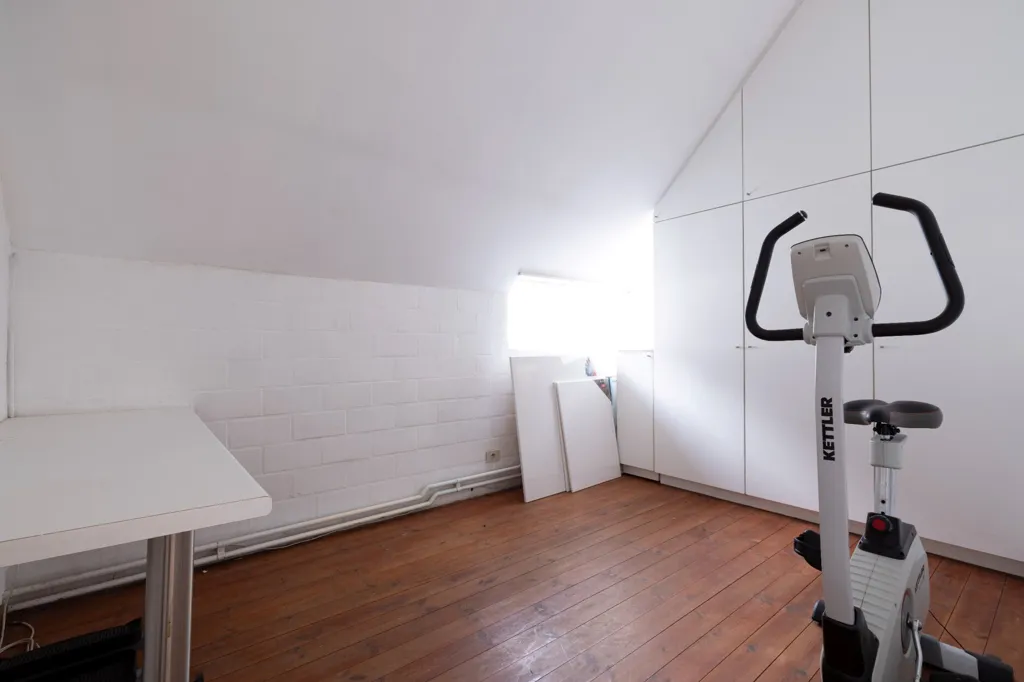 Toad - Commercial Property with Apartment in Turnhout Centre
