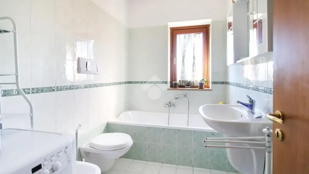 Salles de bain - Trilocale with Terrace in Porto Sant'Elpidio