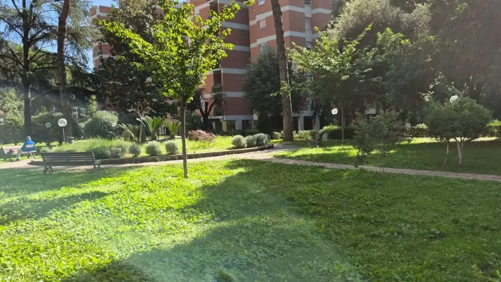 Rented Apartment with Balcony in Rome