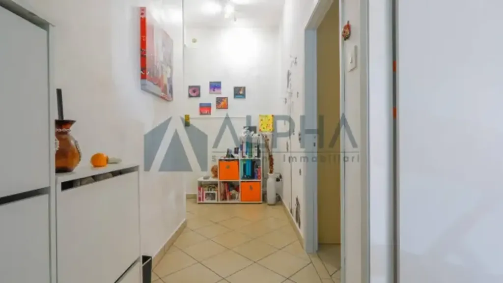 hallway_entrance