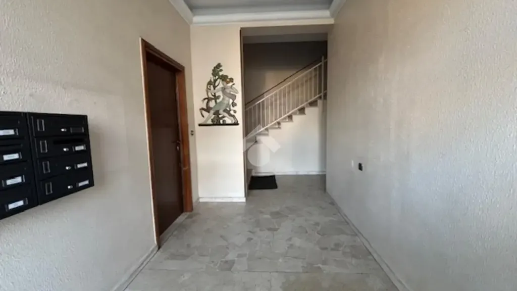 hallway_entrance