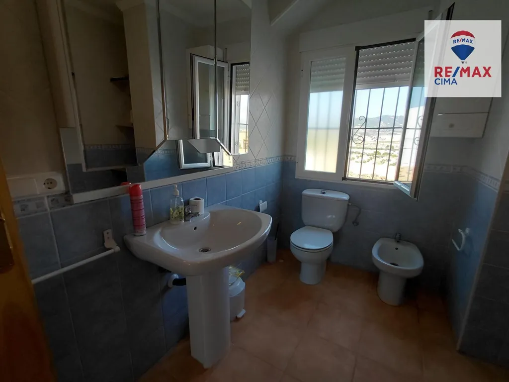 Vannitoad - Spacious House with Terraces in Campo Cámara