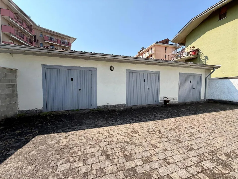 Esterno - Fully Rented Flat with Garage in Mortara