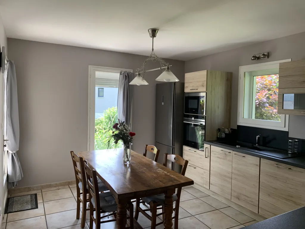Cuisine - Maison 5 Chambres avec Vue Panoramique à Vimines