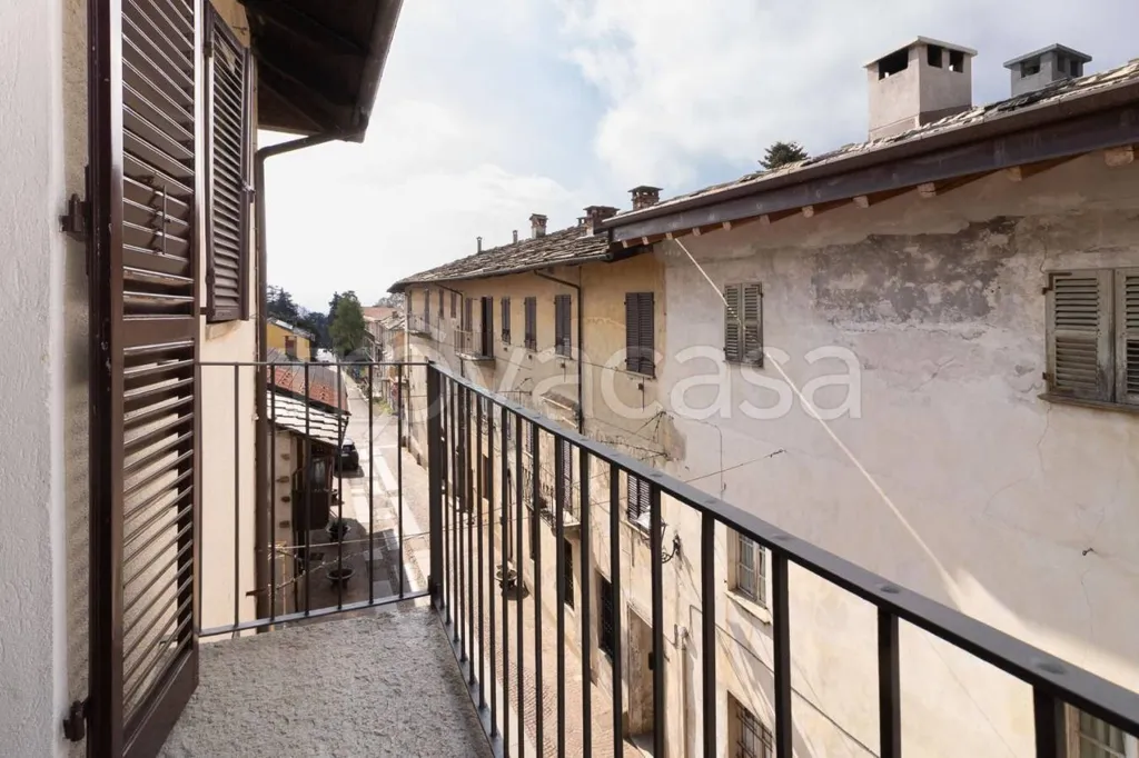 Rõdu - Cielo Terra House with Balcony in Corio